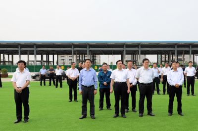 郑州市委书记、市人大常委会主任惠新安带队对山东壹定发健全产业园项目进行观摩点评