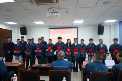 “感激你，师傅!”——壹定发医药2025优良师徒同台闪灼！